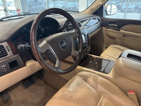 Used 2012 GMC Yukon Denali image 15