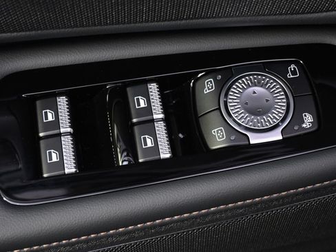 New 2026 Lincoln Nautilus Premier w/ Equipment Group 102A AWD/4WD image 23