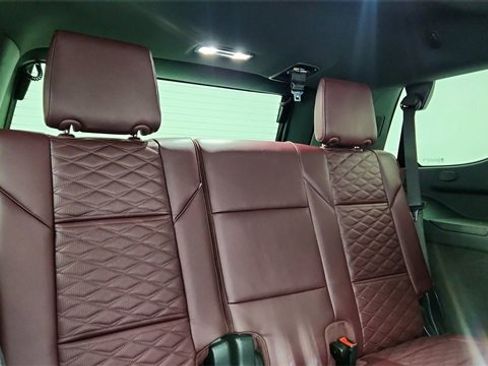 Used 2025 Cadillac Escalade Sport w/ Touring Package image 29