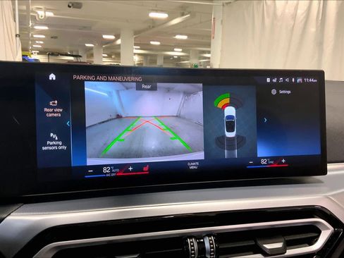 Certified 2024 BMW 440i xDrive Convertible w/ Premium Package image 26