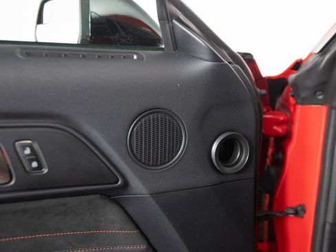 Used 2017 Ford Mustang Shelby GT350R image 12