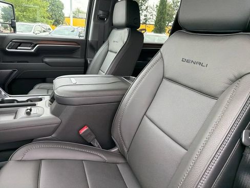 New 2026 GMC Sierra 2500 Denali w/ Denali Reserve Package AWD/4WD image 19