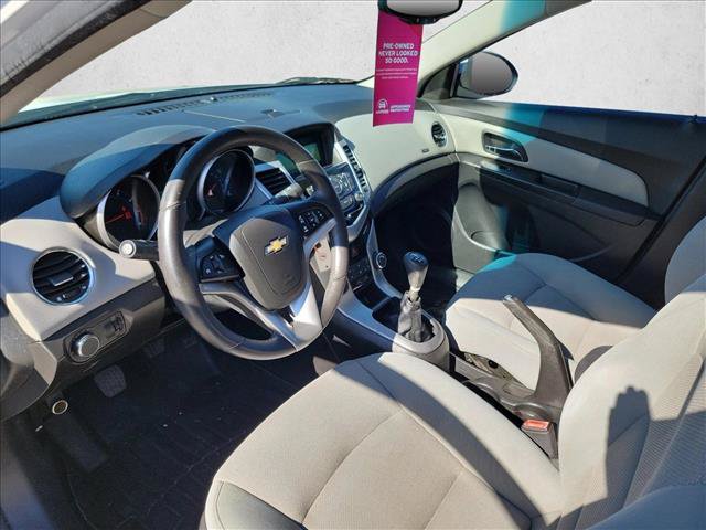Used 2012 Chevrolet Cruze LT FWD image 10