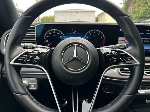 Used 2025 Mercedes-Benz GLE 350 4MATIC image 24