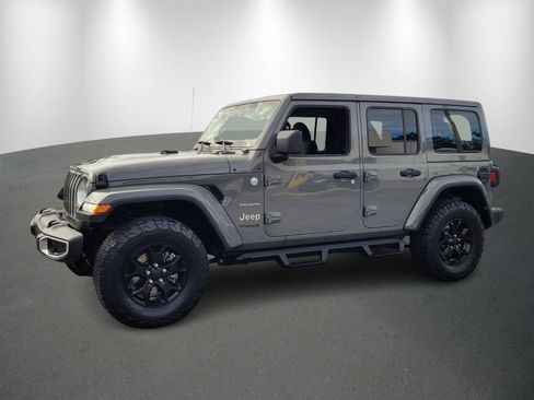 Used 2022 Jeep Wrangler Unlimited Sahara image 3