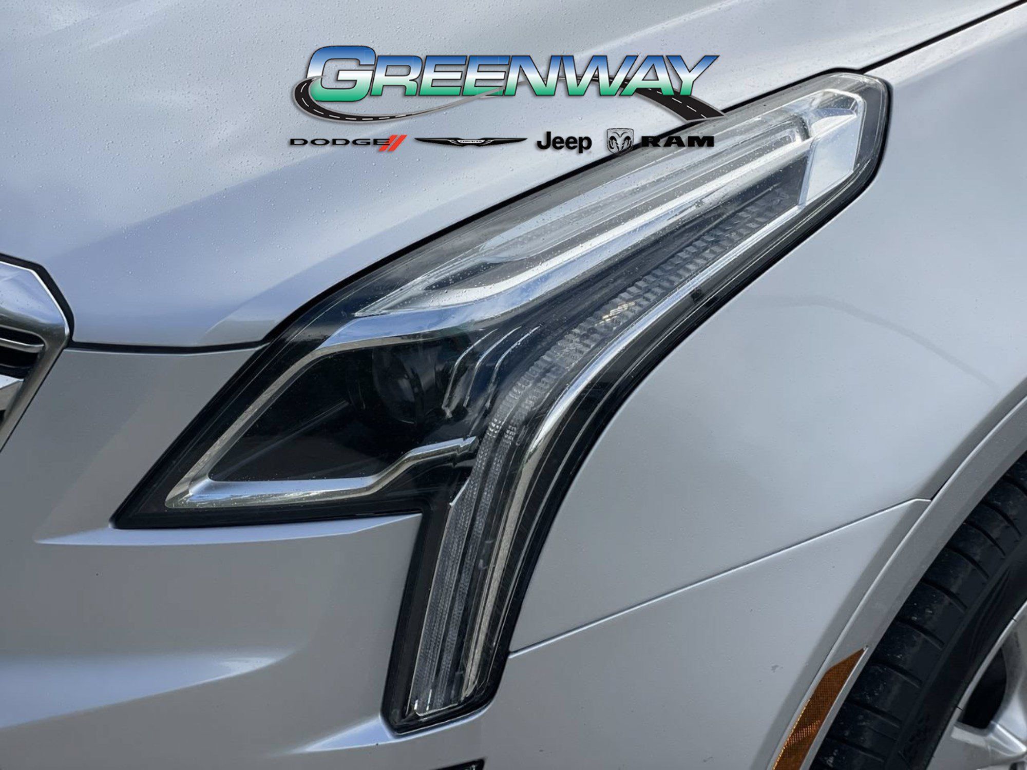 Used 2017 Cadillac XT5 Premium Luxury FWD image 6