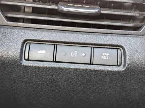 Used 2024 Nissan Altima 2.5 S FWD image 16