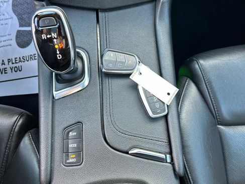 Used 2019 Cadillac XT5 Luxury image 18