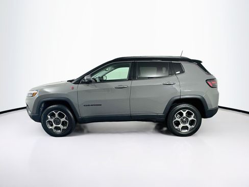 Used 2022 Jeep Compass Trailhawk w/ Trailhawk Elite Group AWD/4WD image 4
