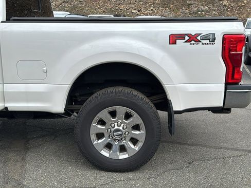 Used 2019 Ford F250 Lariat w/ Lariat Ultimate Package image 11