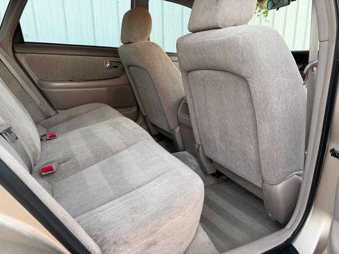 Used 2001 Toyota Avalon XL image 13