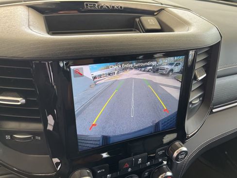 New 2023 RAM 2500 Limited image 10