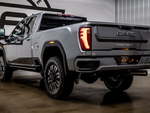 Used 2026 GMC Sierra 2500 Denali Ultimate AWD/4WD image 33