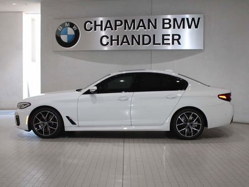 Certified 2022 BMW 530i w/ M Sport Package image 3
