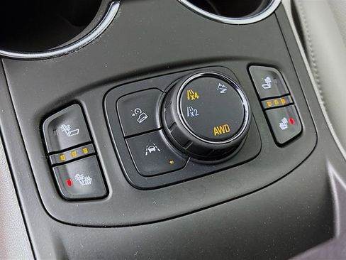 Certified 2022 GMC Terrain SLT AWD/4WD image 23