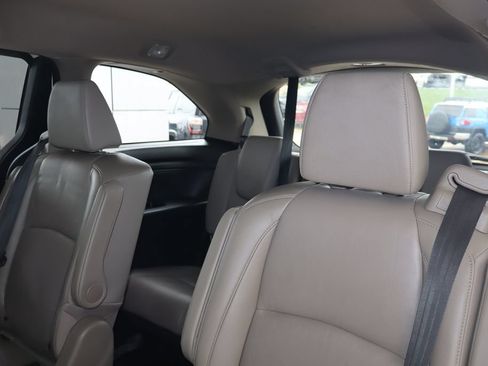Used 2018 Honda Odyssey EX-L image 33