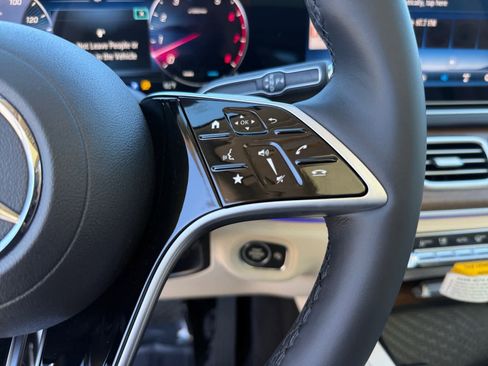 Used 2026 Mercedes-Benz GLE 450 4MATIC image 23