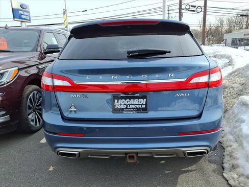 Used 2018 Lincoln MKX Reserve w/ Driver Assistance Package image 5