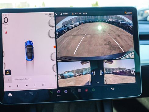 Used 2021 Tesla Model 3 Standard Range Plus image 25