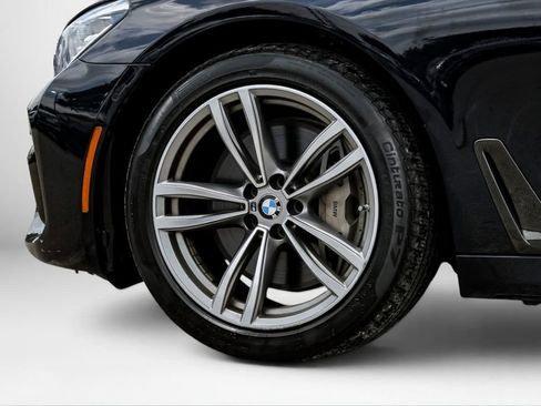 Used 2019 BMW 750i xDrive w/ M Sport Package AWD/4WD image 65