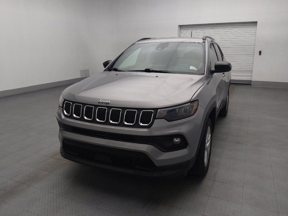 Used 2023 Jeep Compass Latitude AWD/4WD image 15