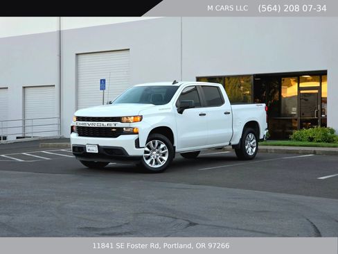 Used 2022 Chevrolet Silverado 1500 Custom w/ Safety Confidence Package AWD/4WD image 1