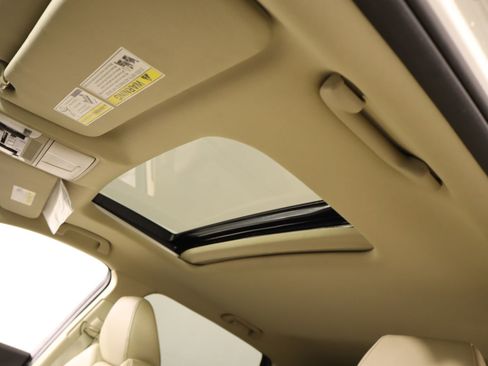 Used 2017 Acura MDX SH-AWD w/ Technology Package image 15