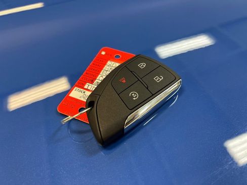 New 2026 GMC Canyon Elevation w/ Convenience Package image 31