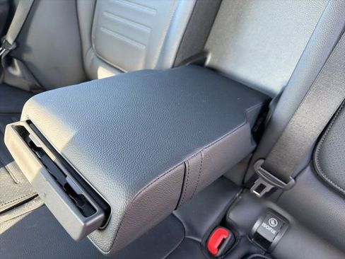 Used 2022 Mercedes-Benz C 300 4MATIC Sedan image 16