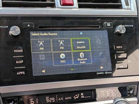 Used 2017 Subaru Outback 2.5i Limited AWD/4WD image 12
