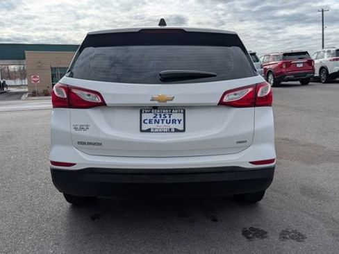 Used 2021 Chevrolet Equinox LS image 13