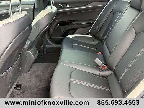 Used 2025 Kia K5 GT-Line AWD/4WD image 32