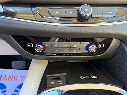 Used 2023 Buick Enclave Essence w/ Experience Buick Package image 19