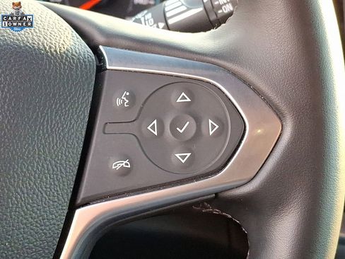 Used 2023 Chevrolet Traverse LT w/ Midnight/Sport Edition image 23