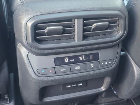 New 2025 Honda Pilot Touring image 16