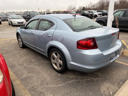 Used 2013 Dodge Avenger SE image 13