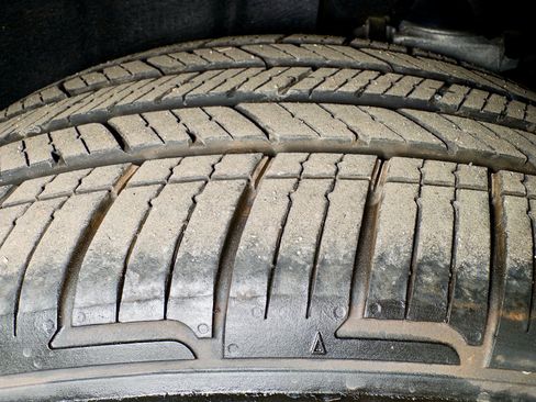 Used 2024 Audi Q4 e-tron Premium Plus image 32