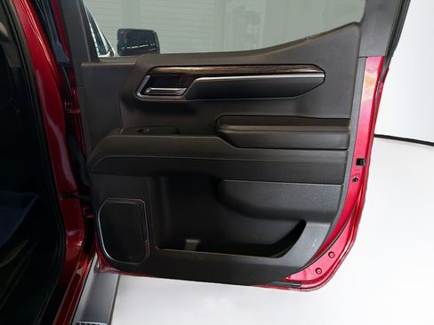 Used 2024 GMC Sierra 1500 Elevation w/ Elevation Premium Package AWD/4WD image 32