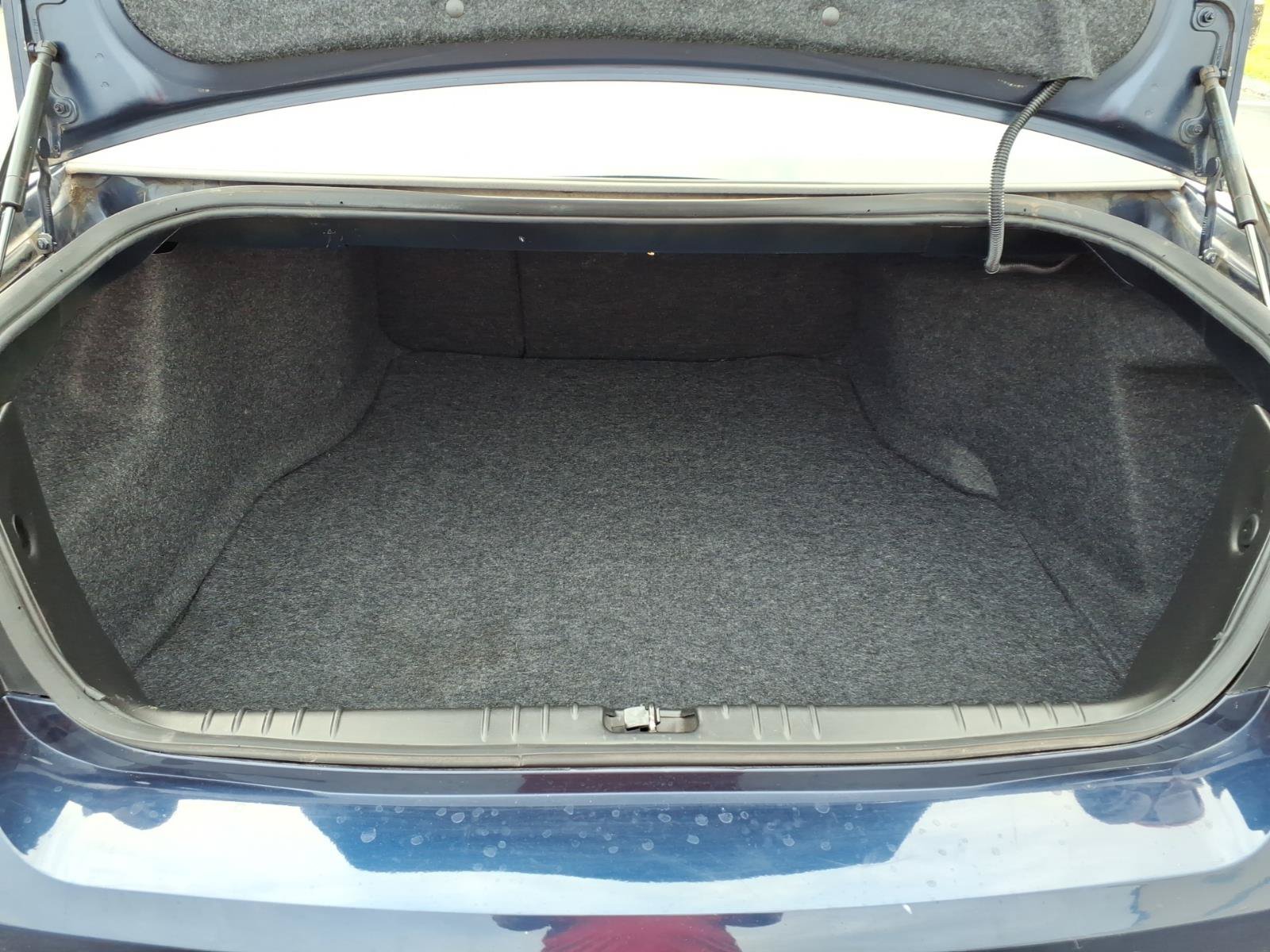 Used 2012 Chevrolet Impala LTZ FWD image 28