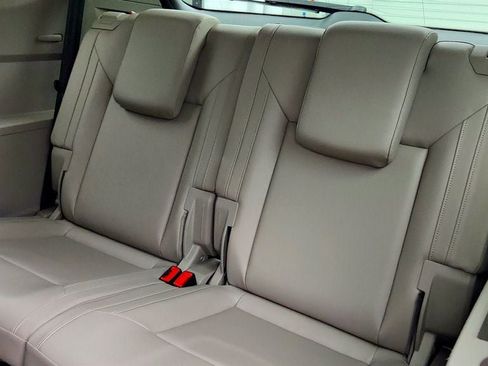 Used 2018 Volkswagen Atlas SEL FWD image 22