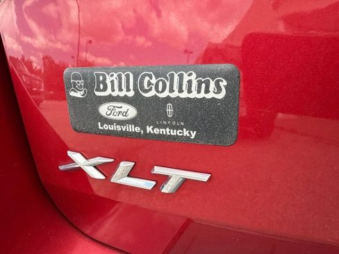 Used 2023 Ford Explorer XLT w/ Equipment Group 202A AWD/4WD image 3