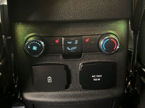 Used 2016 Ford Explorer Limited image 37