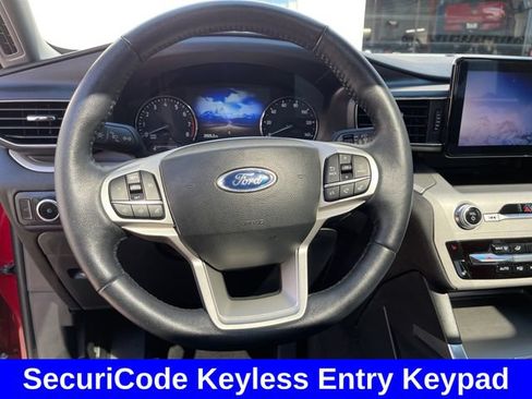 Used 2023 Ford Explorer XLT w/ Equipment Group 202A AWD/4WD image 14
