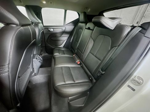 Used 2024 Volvo XC40 B5 Plus w/ Climate Package image 26