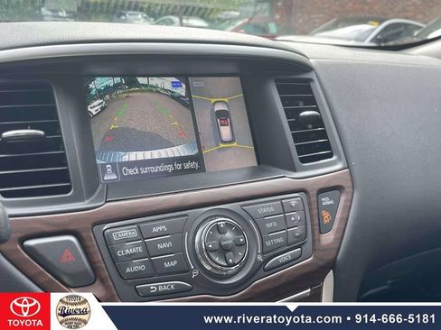 Used 2017 Nissan Pathfinder Platinum w/ Midnight Edition Package AWD/4WD image 30