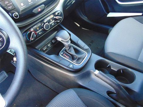 Used 2021 Kia Soul LX image 14