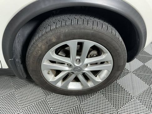 Used 2016 Nissan Juke SL image 18