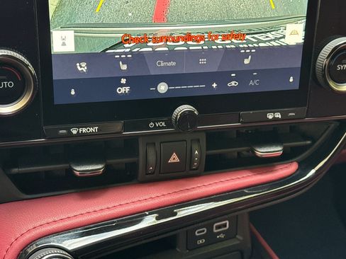 Used 2025 Lexus NX 250 FWD w/ Accessory Package (Z2) image 18