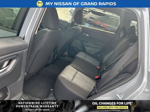 New 2026 Nissan Rogue SV w/ Cold Weather Package AWD/4WD image 20