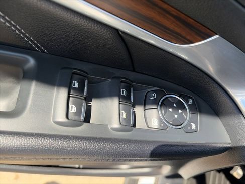 Used 2017 Ford Explorer Limited FWD image 13